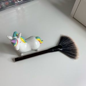 Kevyn Aucoin Fan Brush